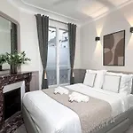 Eiffel Tower - Premium Family Flat With Lift Appartamento *