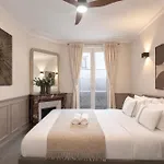 Eiffel Tower - Premium Family Flat With Lift Paris