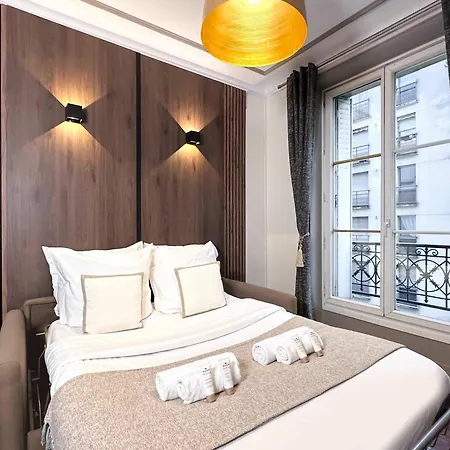Апартаменты Eiffel Tower - Premium Family Flat With Lift *