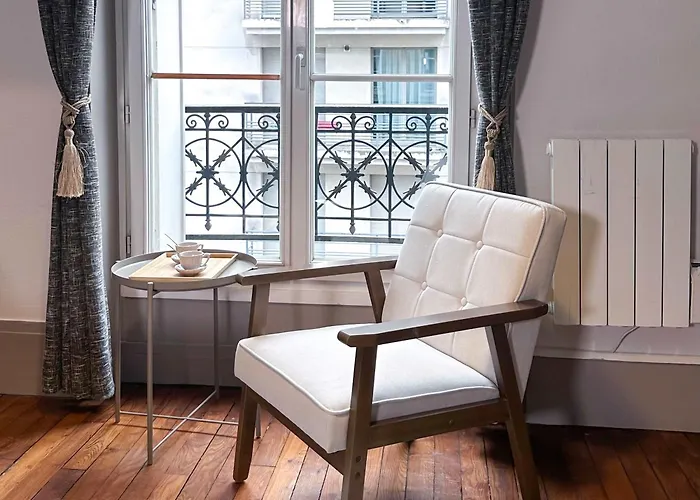 Eiffel Tower - Premium Family Flat With Lift Апартаменты