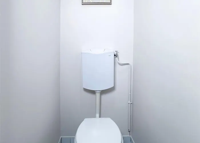 Eiffel Tower - Premium Family Flat With Lift *